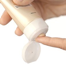 Womit trägst du deine BB Cream am besten auf?