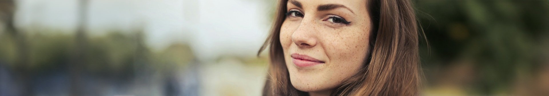 /sitecore/media library/Project/Loreal/Brand Sites/Garnier/EMEA/DE/Artikelseiten/Gesichtspflege/creme-gegen-pigmentflecken/240318_Garnier_pigmentflecken_creme_Header_data-small-screen_768x420px