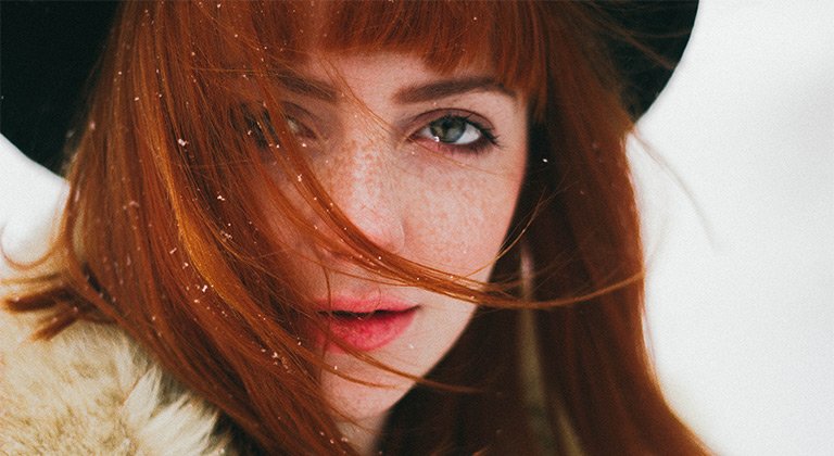 Leuchtend rotes Haar