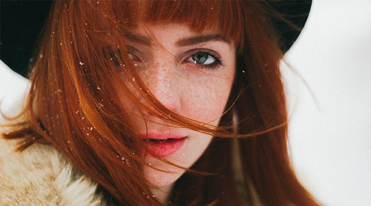 Leuchtend rotes Haar