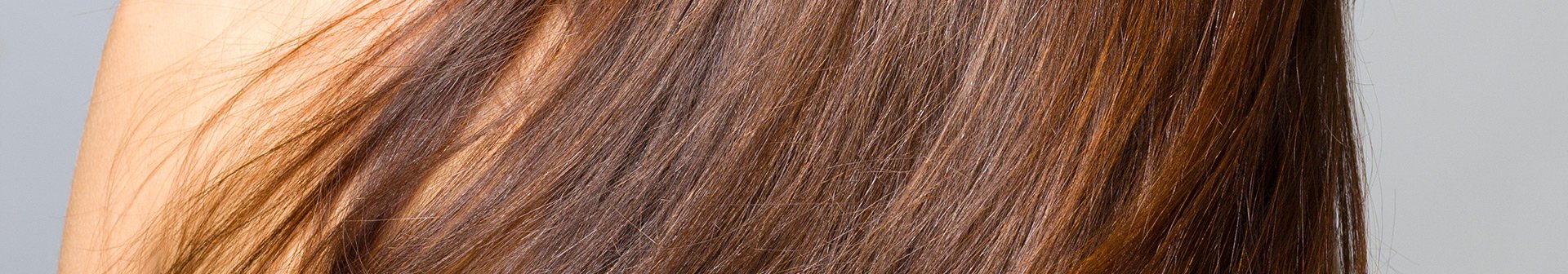 Lange, schoko-braune Haare