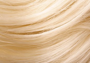 Weissblond - trendige Haarfarbe