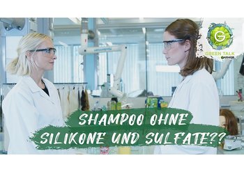 Janin Ullmann und Dr. Hannah Wirtz im Labor