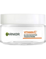 Umverpackung der Garnier Vitamin C Glow Boost Tagespflege.
